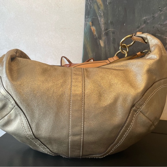 Light Gold Coach Purse - Picture 7 of 8